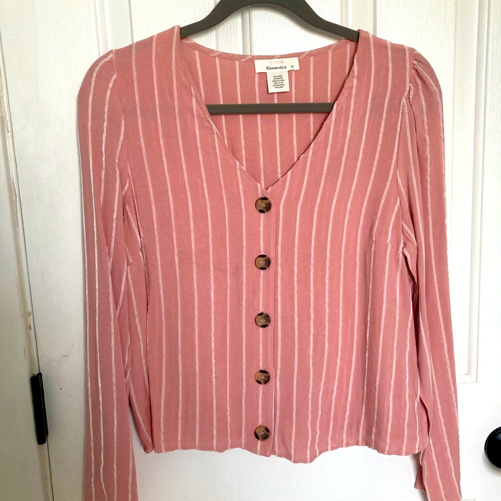 NEVER WORN! Button up top!